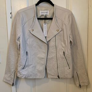 Cupcakes and Cashmere Vegan Leather Moto Jacket
Color:Ivory Size:S NWT